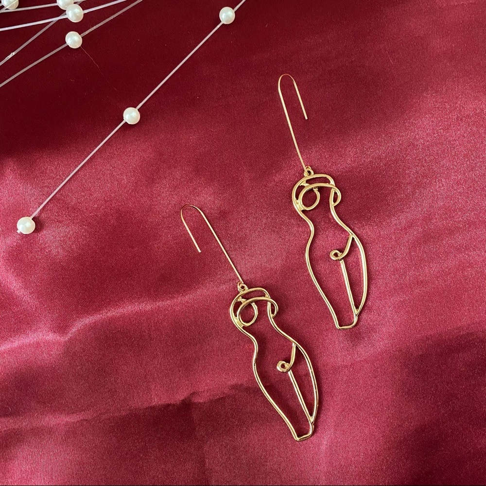 Female Figure Earrings Artsy Earrings - Picture 4 of 9
